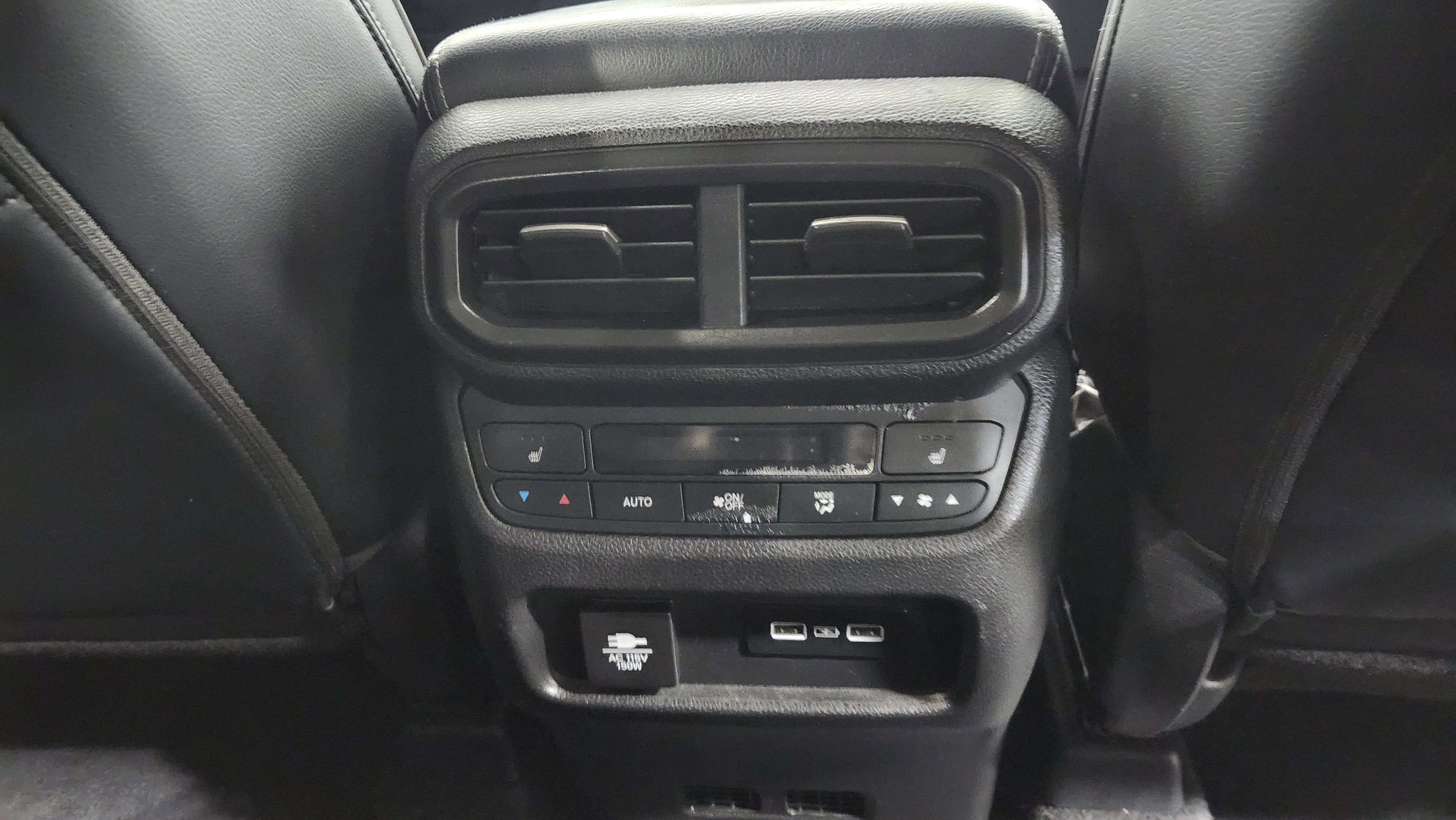 Used 2023 Honda Pilot Elite image 26