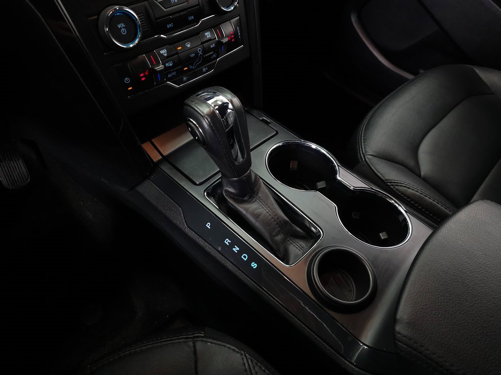 Used 2018 Ford Explorer XLT w/ Equipment Group 202A image 27