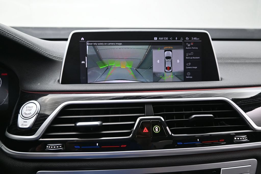 Used 2022 BMW 750i xDrive w/ M Sport Package AWD/4WD image 20