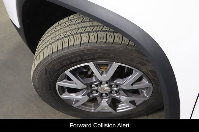 Used 2020 GMC Acadia SLT w/ Driver Alert Package II image 46