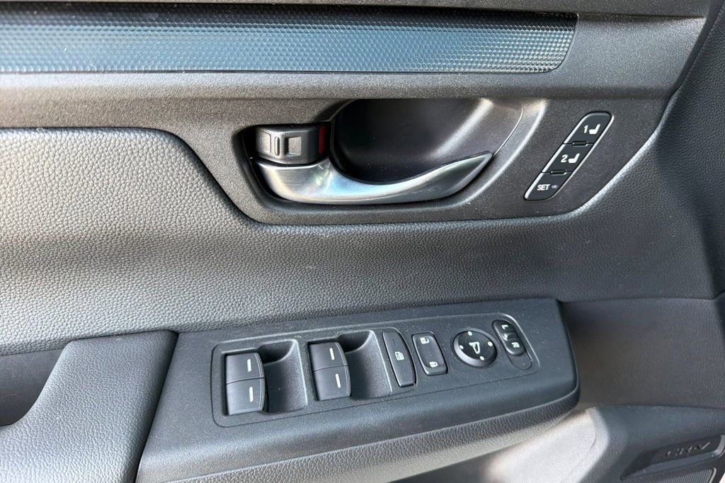 Certified 2025 Honda CR-V Sport-L image 11