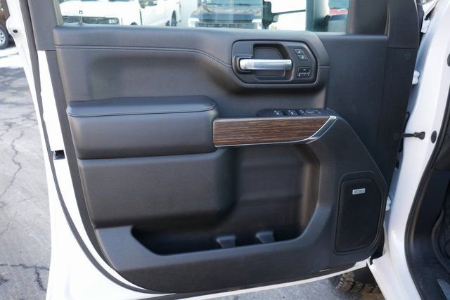 Used 2022 Chevrolet Silverado 3500 High Country w/ Safety Package II image 15