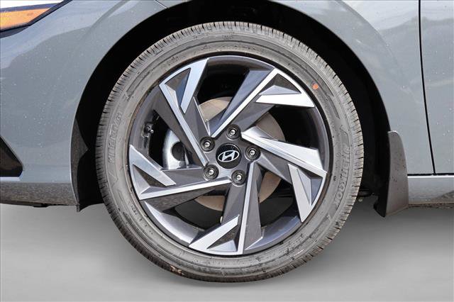 New 2026 Hyundai Elantra Limited FWD image 9
