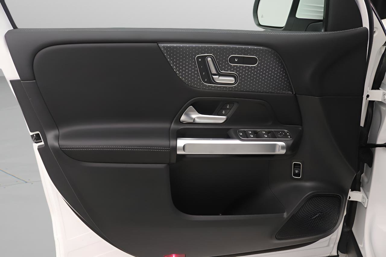 Certified 2026 Mercedes-Benz GLB 250 image 17