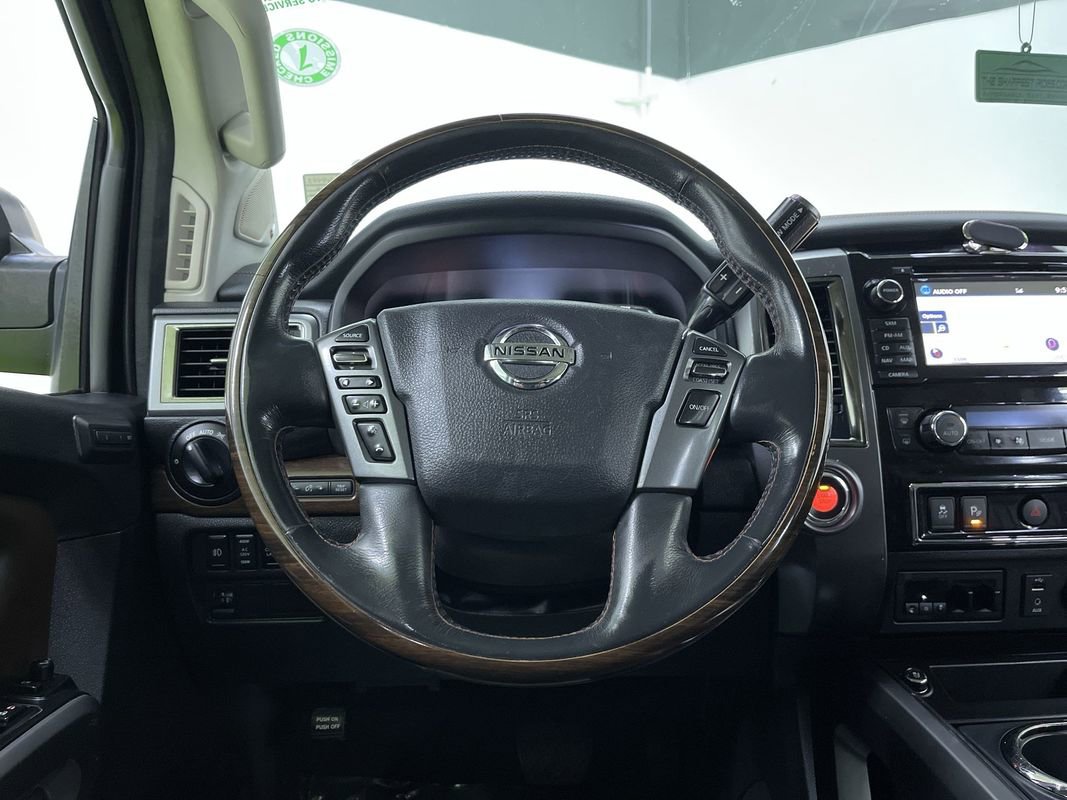 Used 2017 Nissan Titan Platinum Reserve image 21