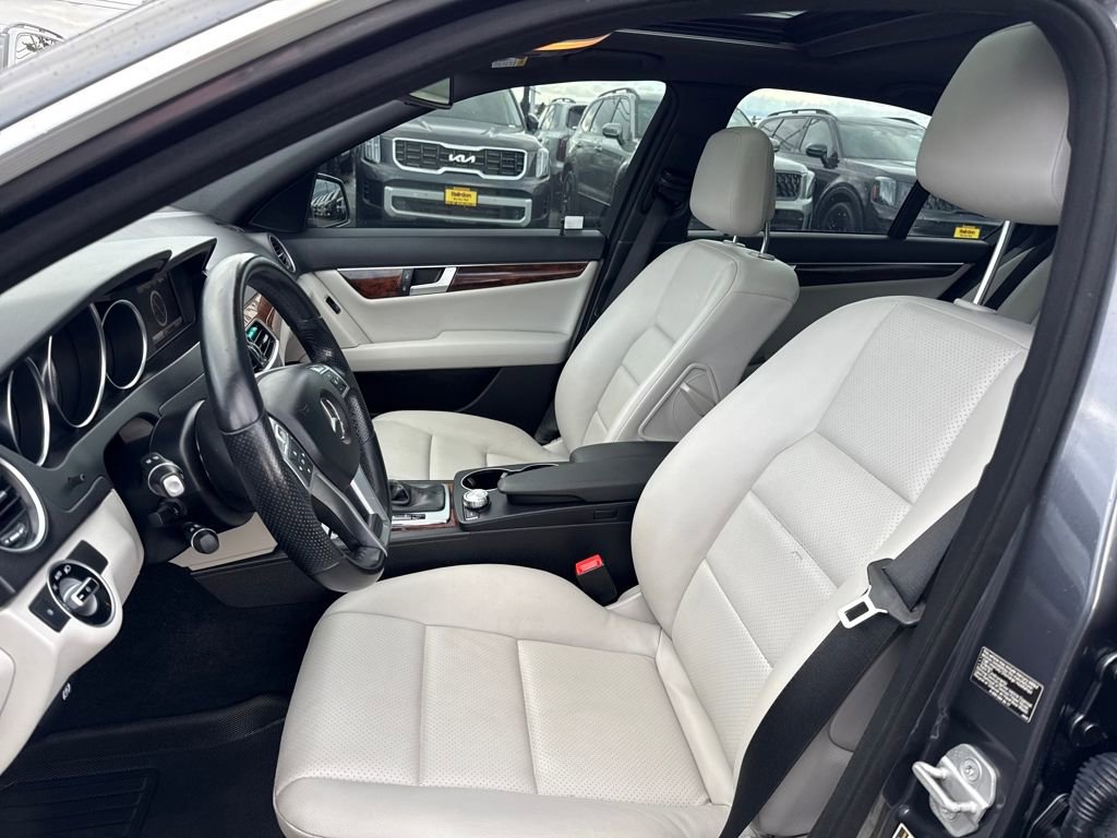 Used 2013 Mercedes-Benz C 300 4MATIC Sedan image 16