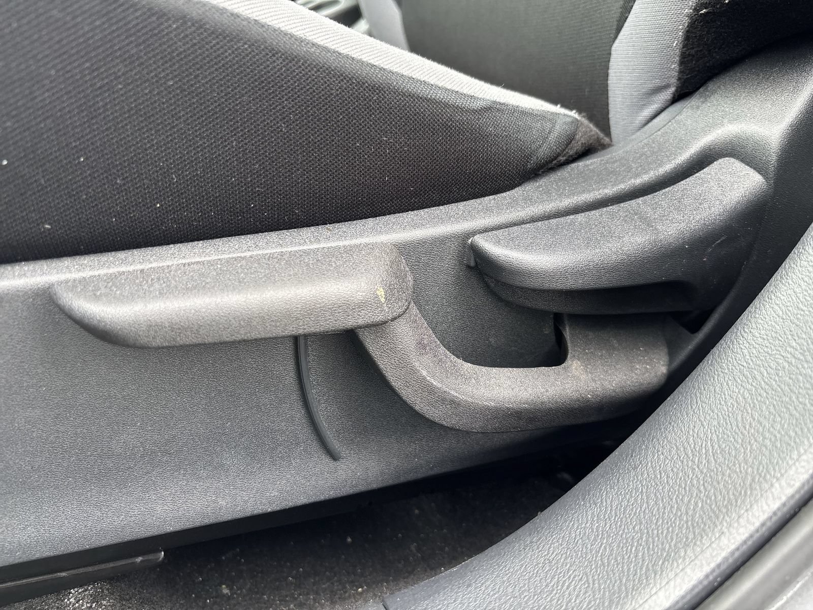 Used 2025 Nissan Versa S w/ Trunk Package FWD image 13