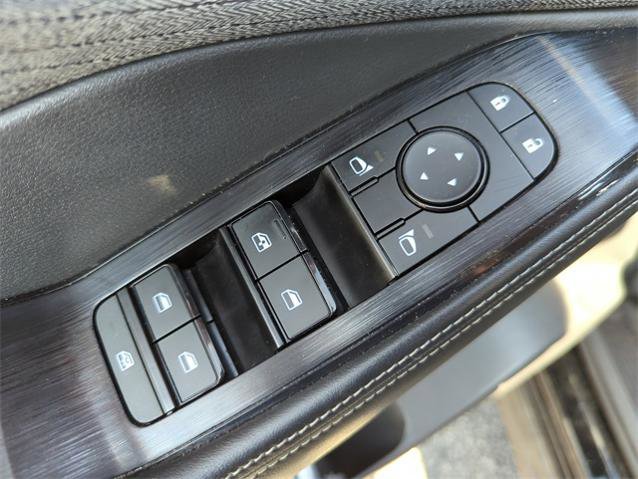 Certified 2022 Nissan Rogue SV image 26