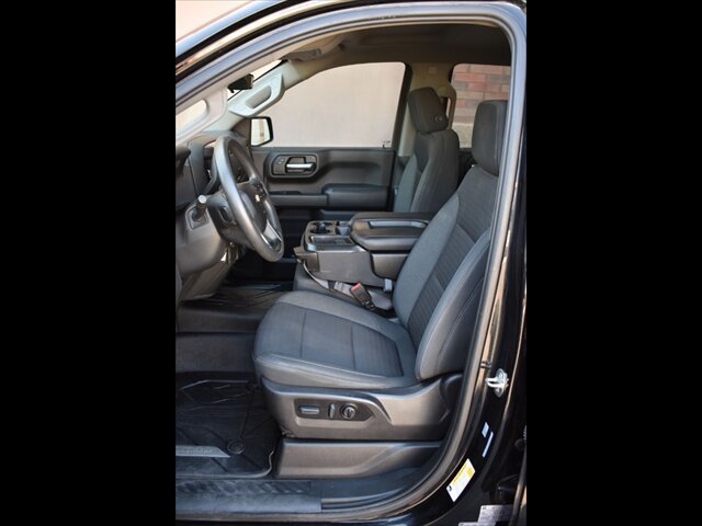 Used 2022 Chevrolet Silverado 1500 Custom w/ Safety Confidence Package AWD/4WD image 15
