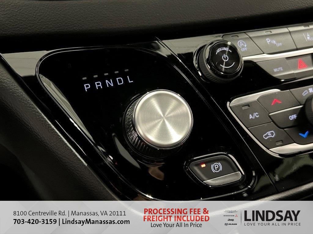 New 2026 Chrysler Voyager LX image 20