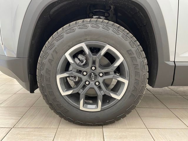 New 2026 Chevrolet Equinox ACTIV AWD/4WD image 9