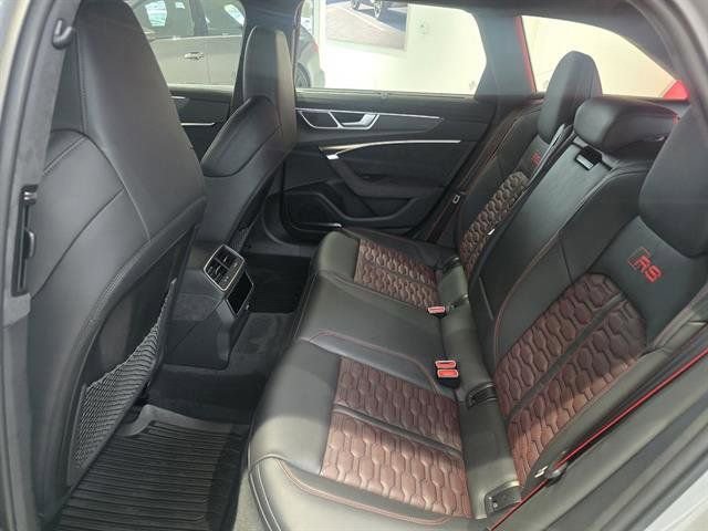 New 2026 Audi RS 6 performance image 4