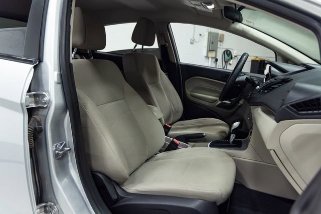 Used 2018 Ford Fiesta SE image 26