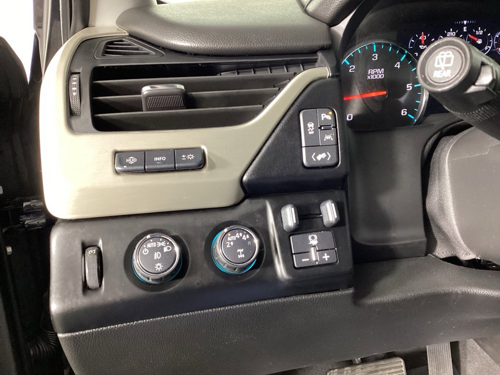 Used 2020 GMC Yukon XL Denali w/ Open Road Package image 26