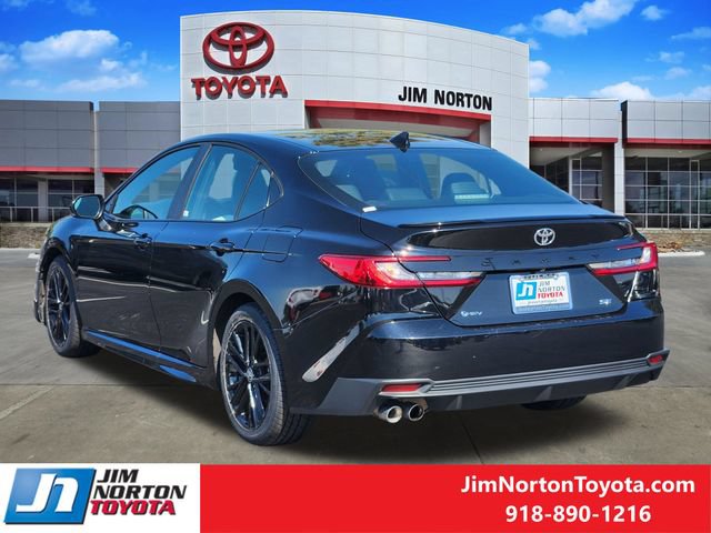 Used 2025 Toyota Camry SE FWD image 7