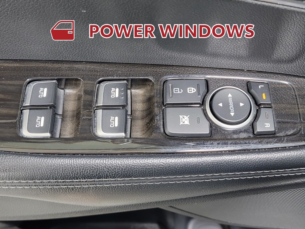 Used 2020 Kia Sorento S FWD image 28
