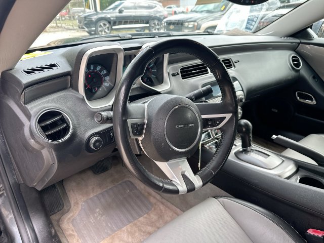 Used 2010 Chevrolet Camaro LT RWD image 19