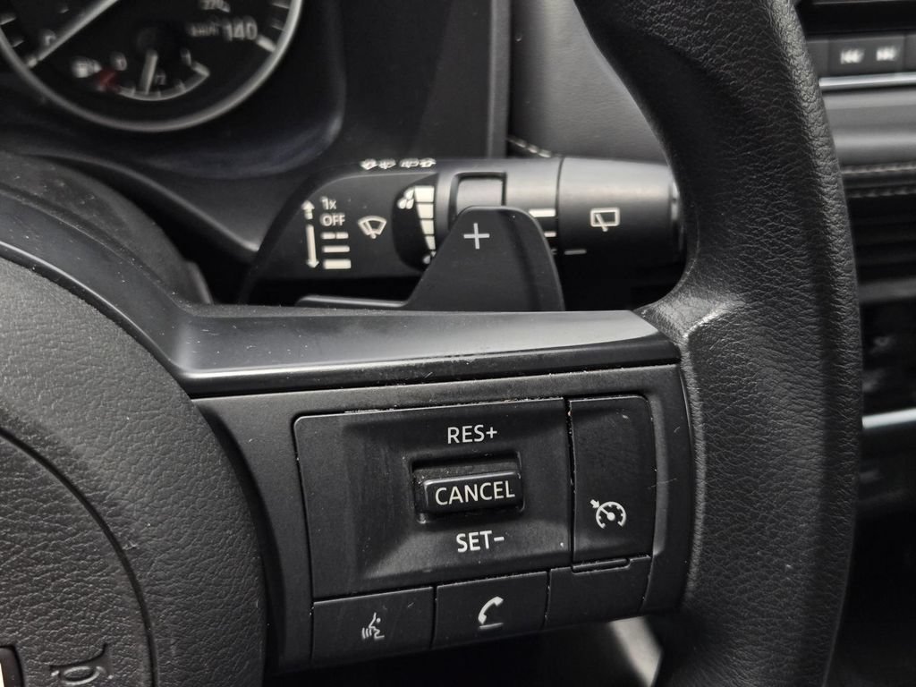 Used 2023 Nissan Rogue S FWD image 27