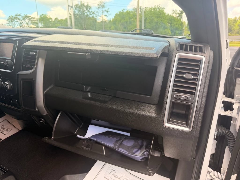 Used 2024 RAM 1500 Warlock AWD/4WD image 37