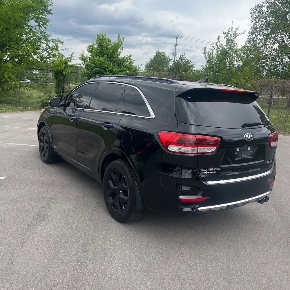 Used 2017 Kia Sorento SX AWD/4WD image 5