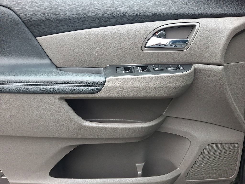 Used 2016 Honda Odyssey EX-L image 14