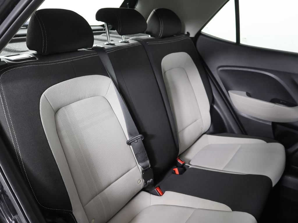 Used 2020 Hyundai Venue SEL FWD image 26