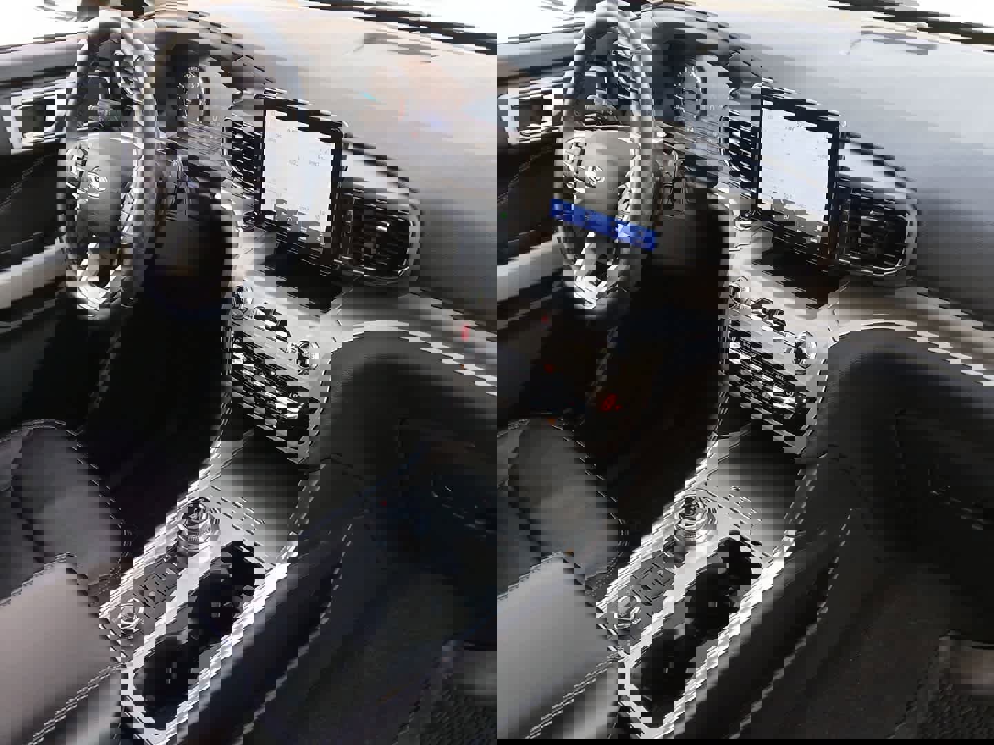 Used 2020 Ford Explorer XLT w/ Equipment Group 202A image 55