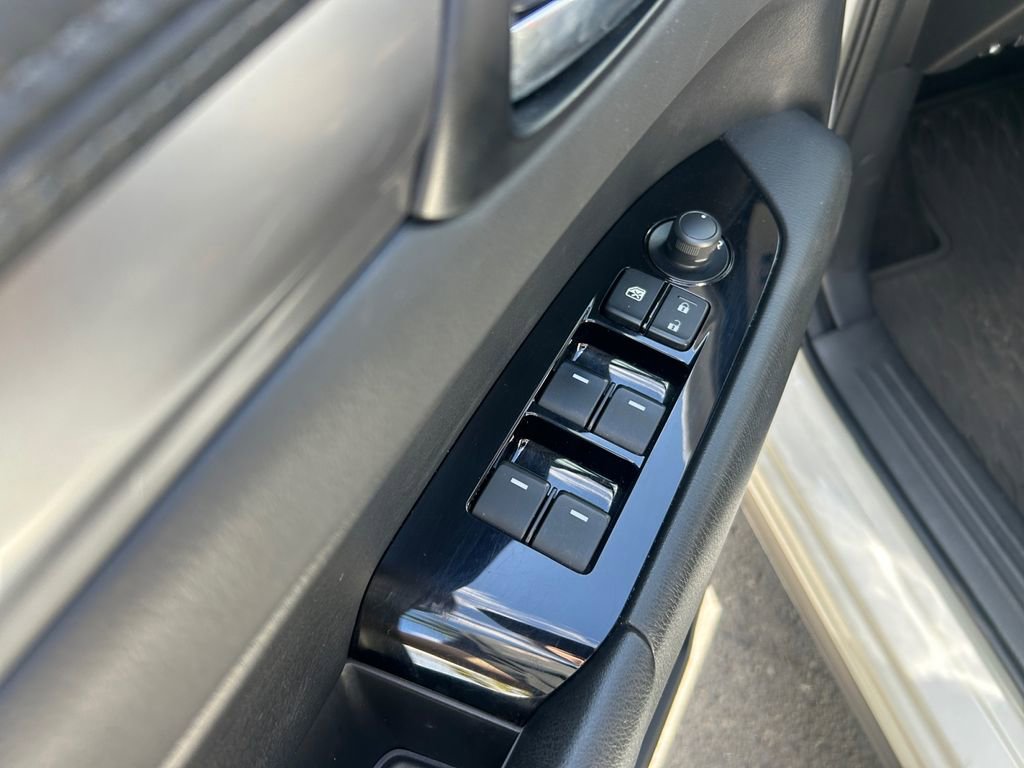 Used 2019 MAZDA CX-5 Touring image 23