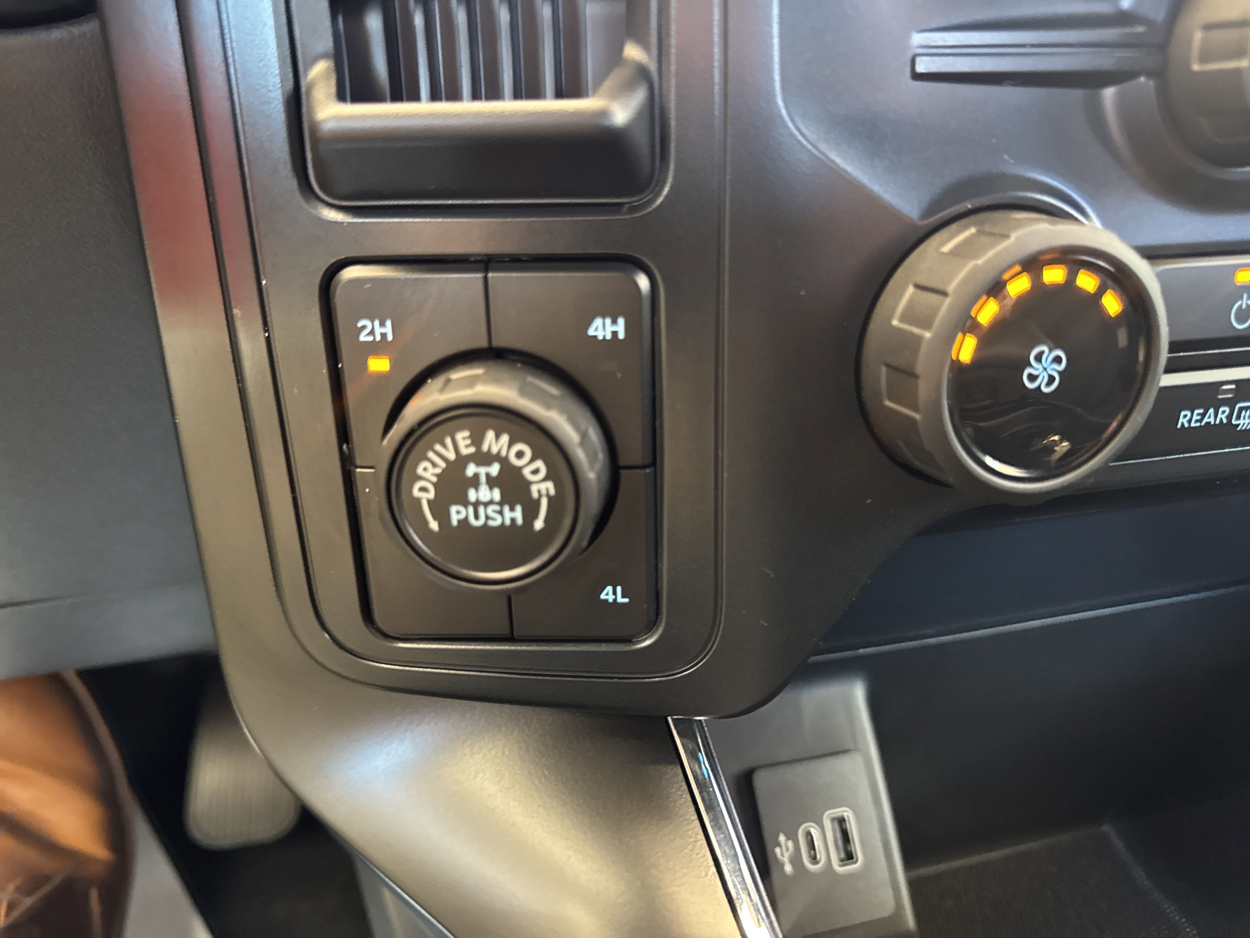 New 2025 Ford F150 STX image 36
