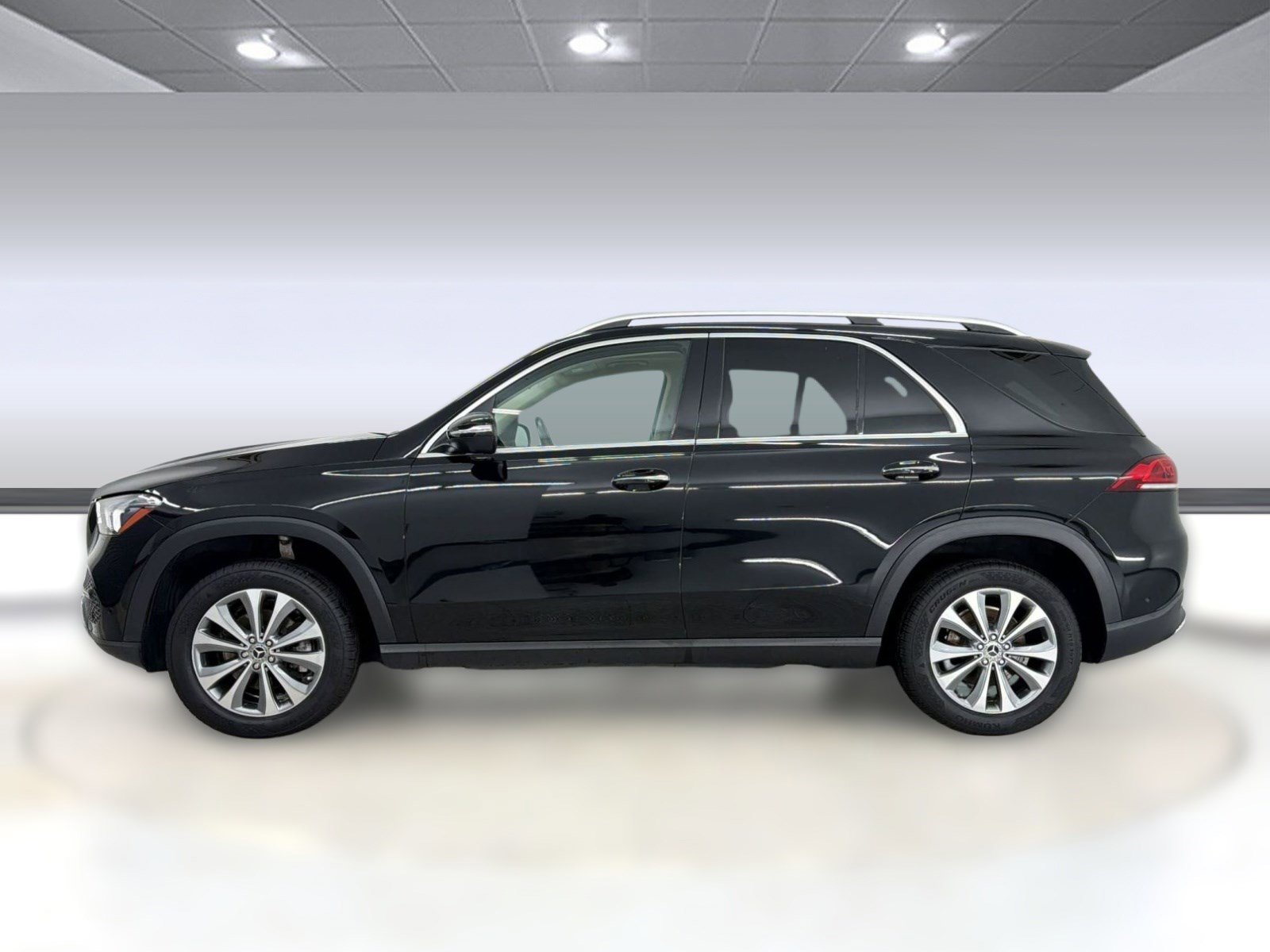 Used 2020 Mercedes-Benz GLE 350 4MATIC image 2