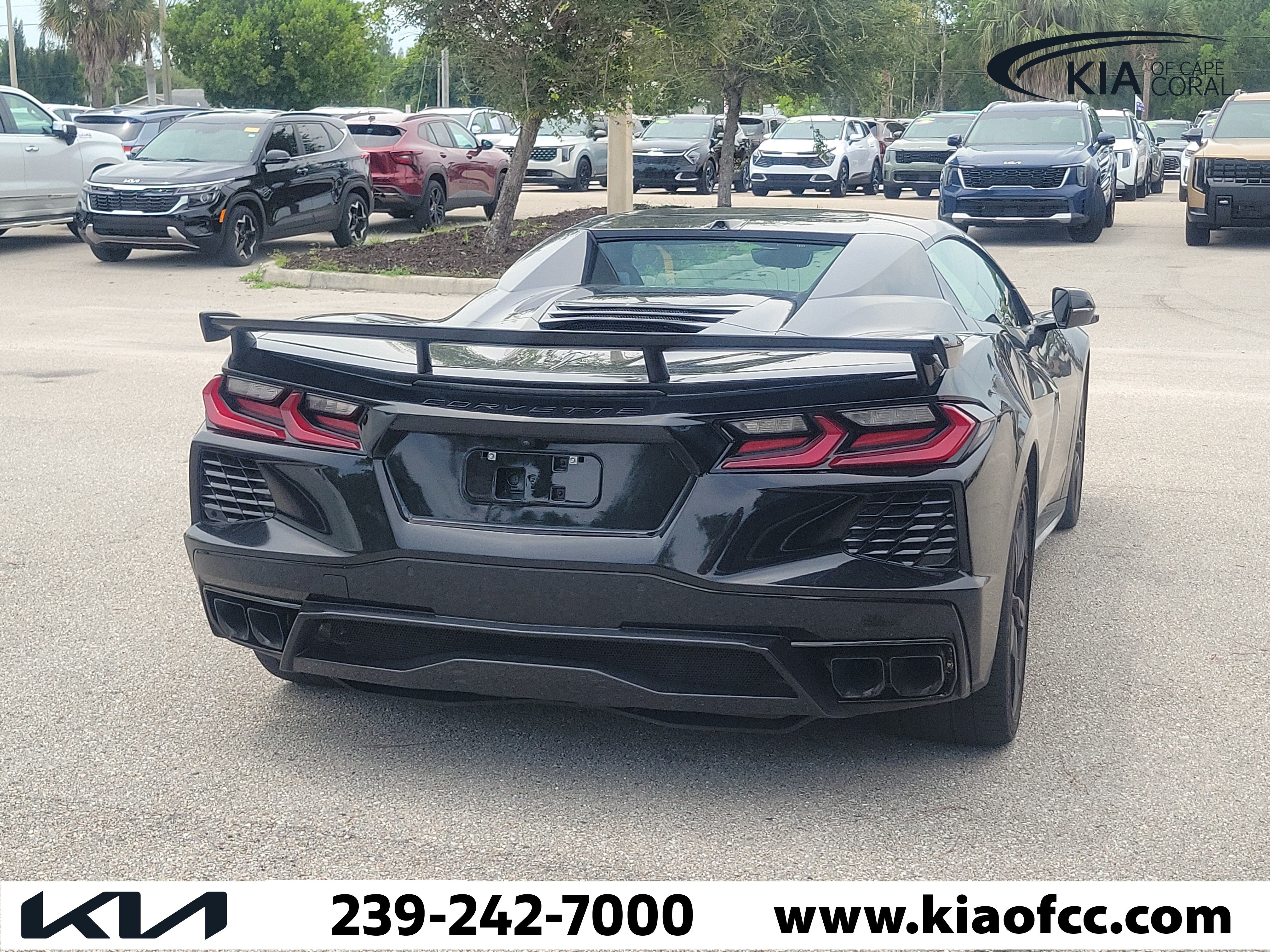 Used 2025 Chevrolet Corvette Stingray Preferred Conv w/ Z51 Performance Package RWD image 8