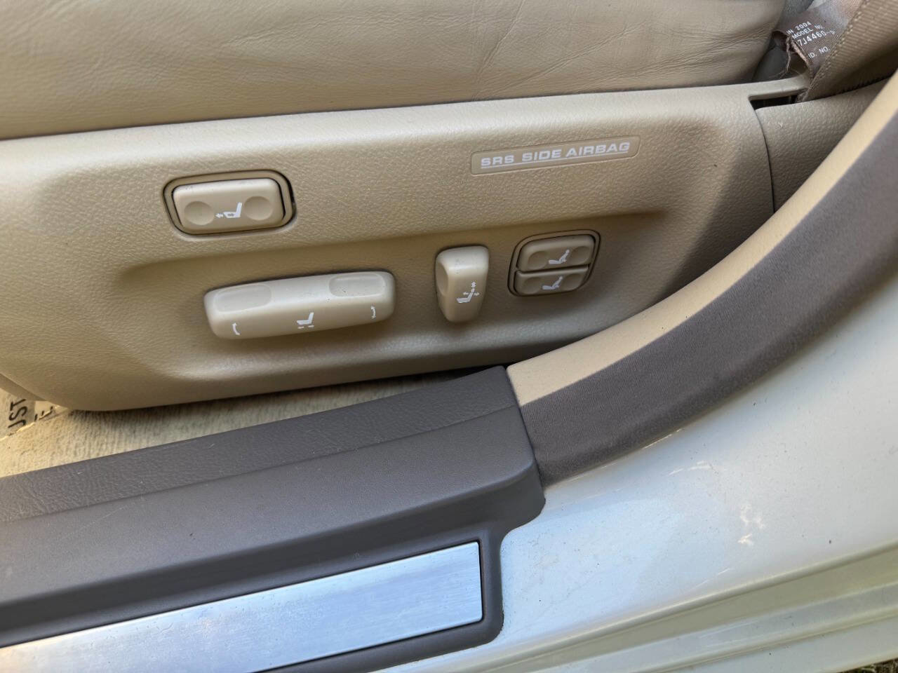 Used 2004 Lexus LS 430 image 22
