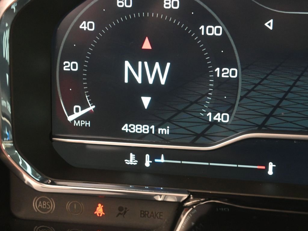 Used 2024 GMC Sierra 1500 Elevation w/ X31 Off-Road Package image 17