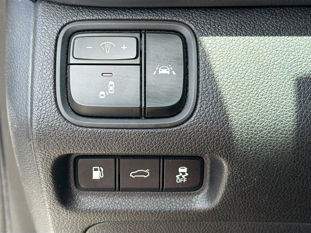 Used 2019 Kia Optima S w/ S Panoramic Sunroof Package FWD image 22