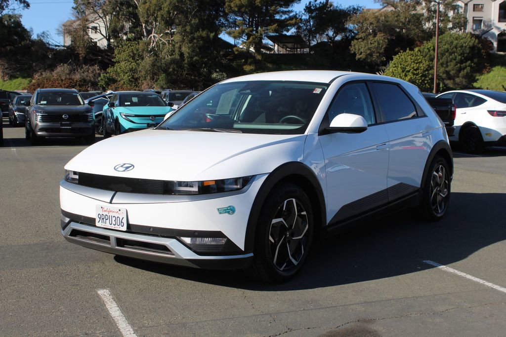 Used 2024 Hyundai Ioniq 5 SEL image 3