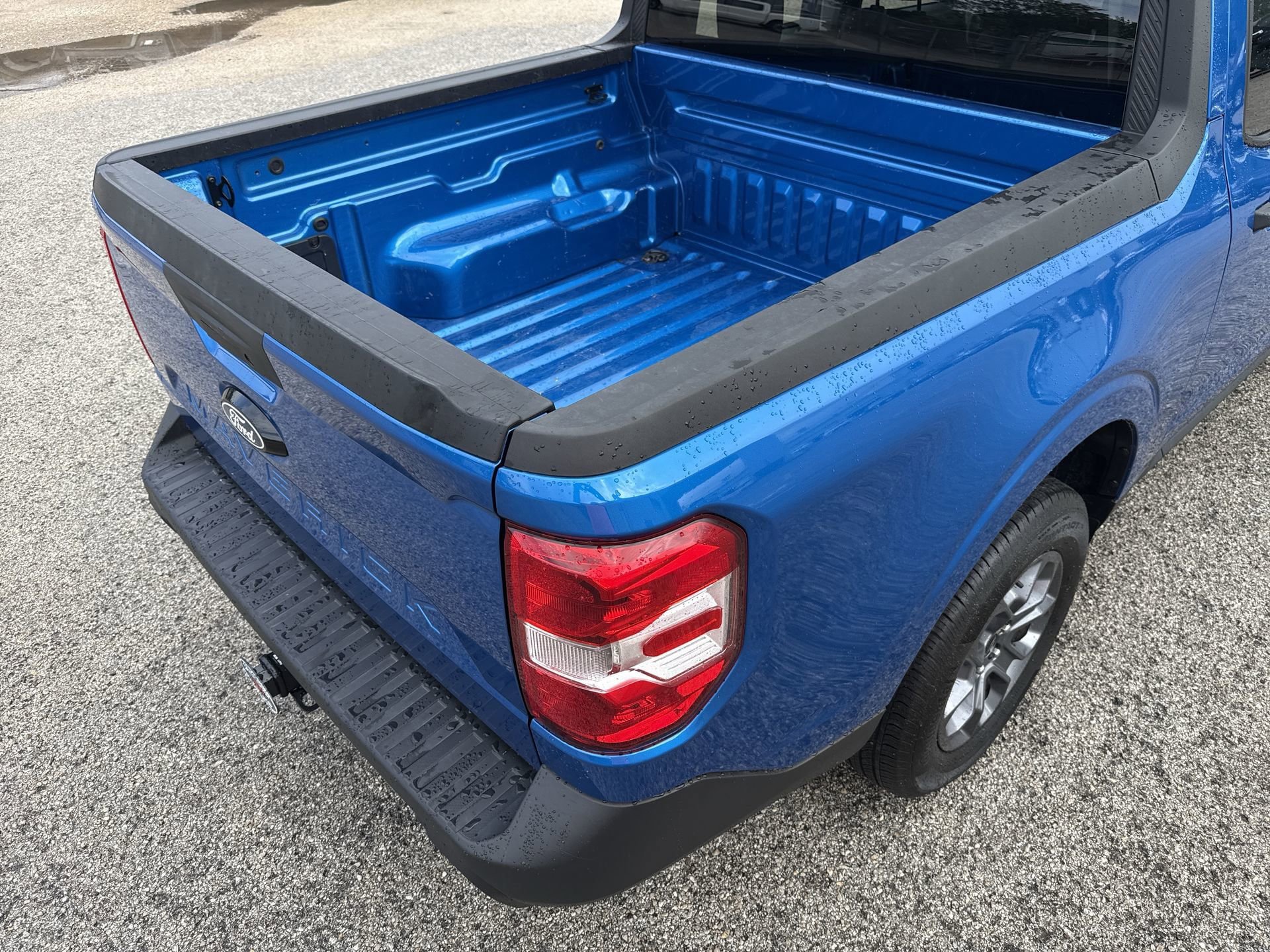 Used 2025 Ford Maverick XLT w/ Equipment Group 302A AWD/4WD image 21