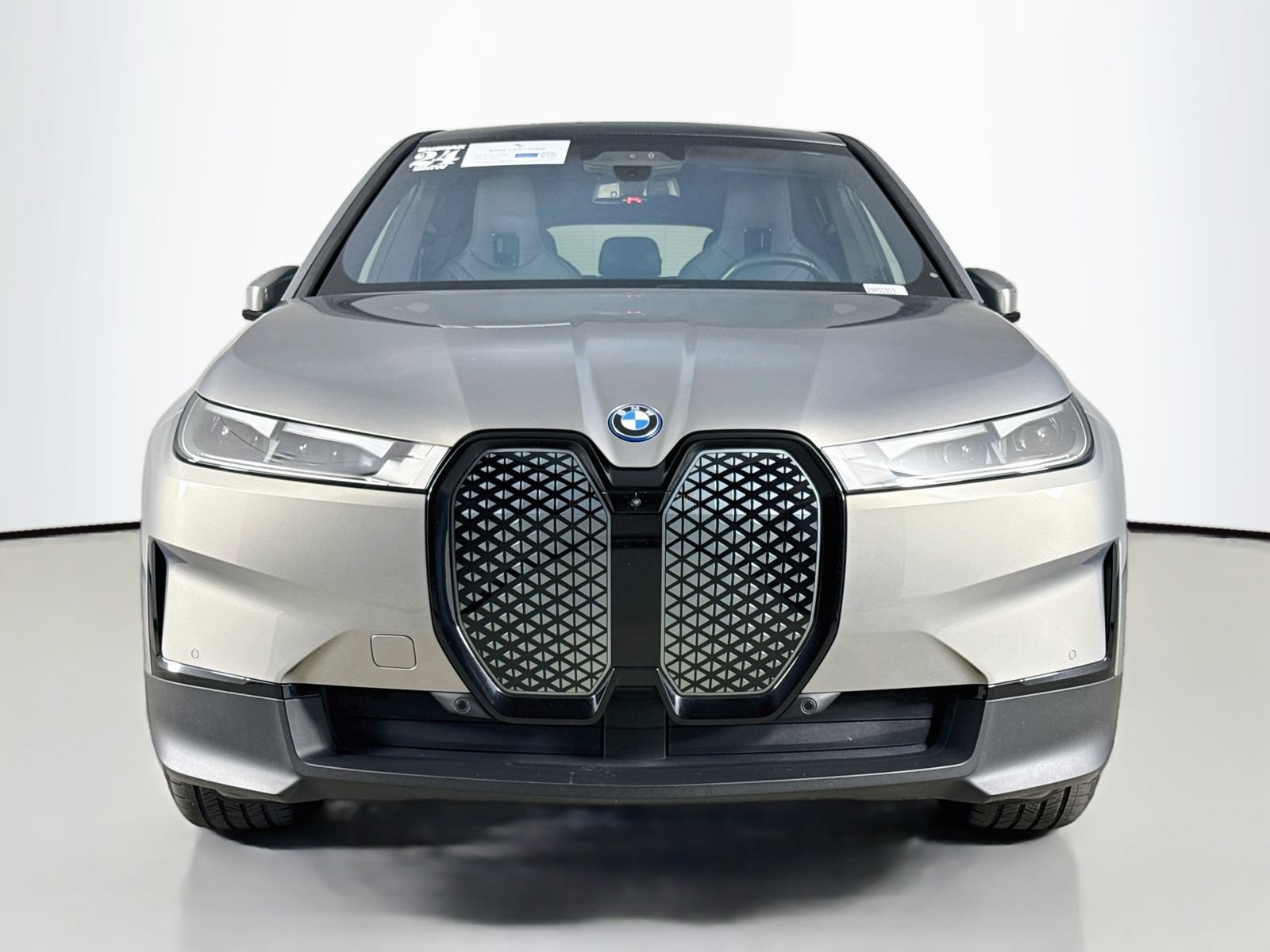 Certified 2024 BMW iX xDrive50 w/ Convenience Package AWD/4WD image 2