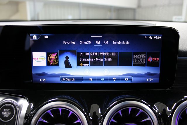 Used 2024 Mercedes-Benz GLB 250 4MATIC image 23