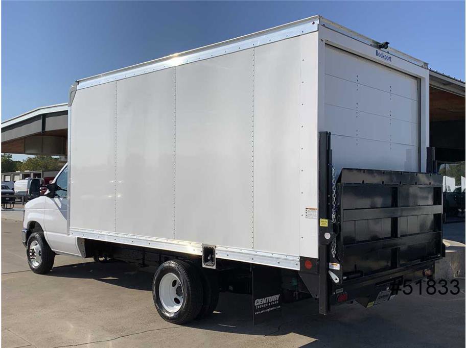 Used 2023 Ford E-450 and Econoline 450 Super Duty w/ Power Windows & Locks Group image 7