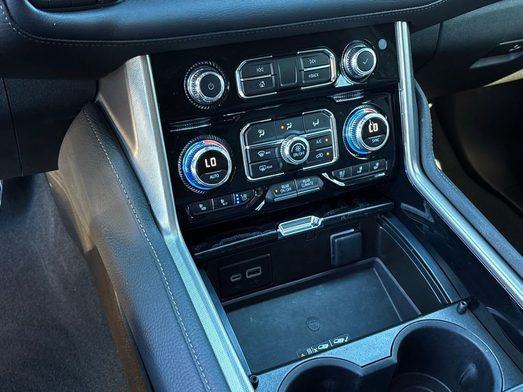 Used 2024 GMC Yukon XL Denali w/ Max Trailering Package image 21