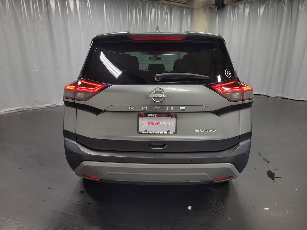 Used 2023 Nissan Rogue SV image 7