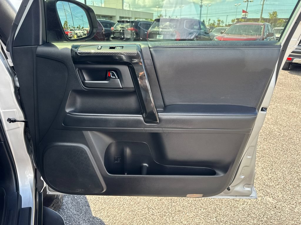 Used 2021 Toyota 4Runner SR5 Premium AWD/4WD image 18