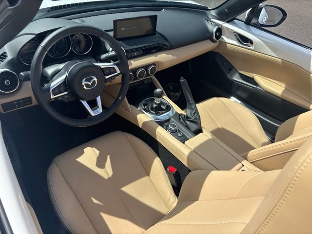 Used 2025 MAZDA MX-5 Miata Grand Touring w/ Appearance Package RWD image 13