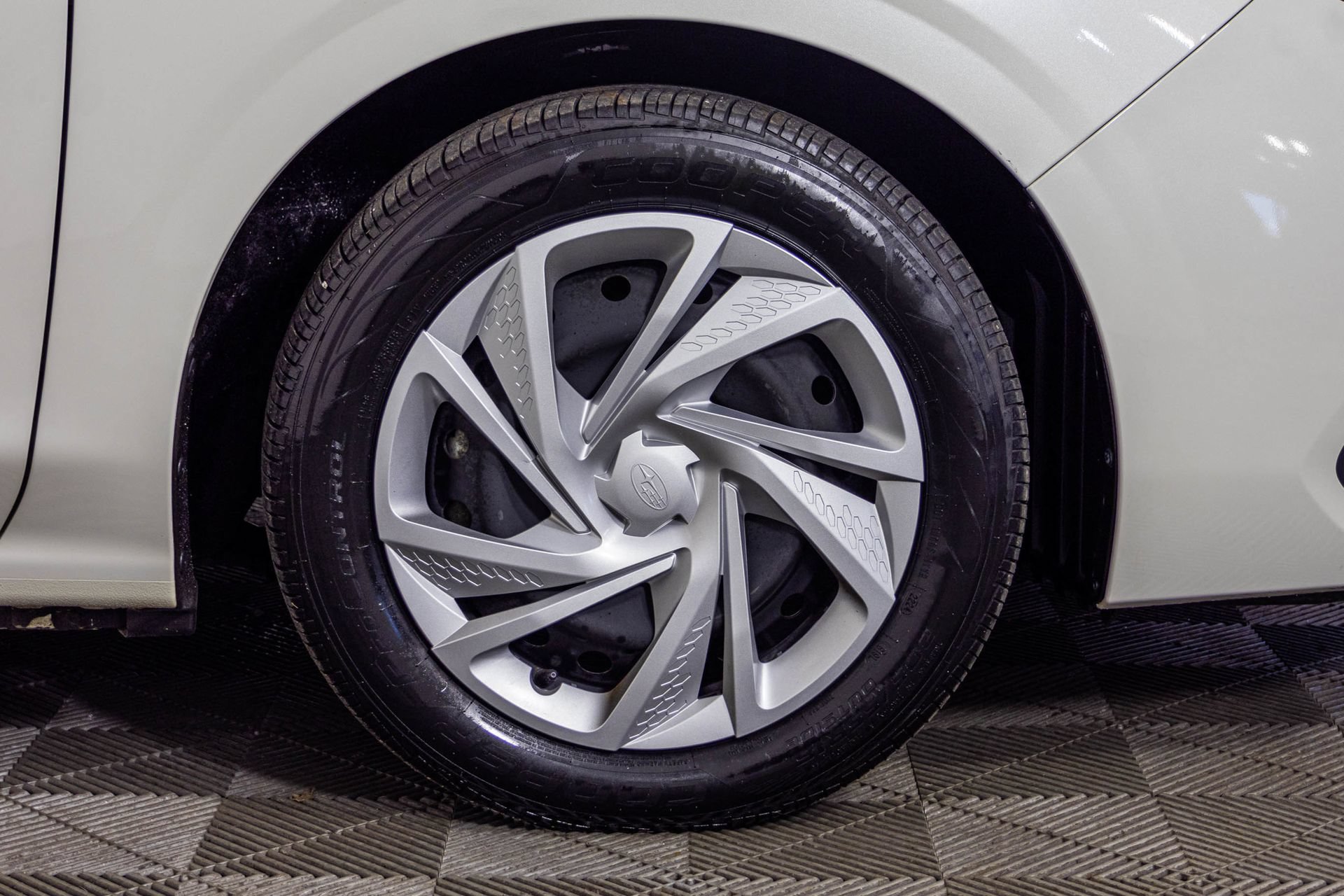 Used 2024 Subaru Impreza 2.0i AWD/4WD image 49
