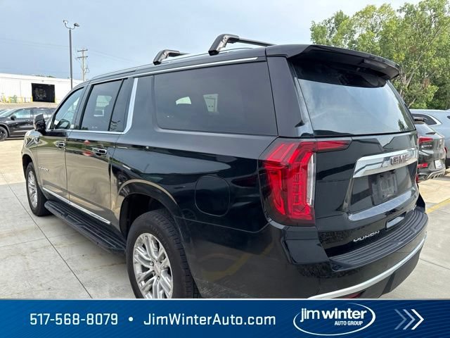 Certified 2023 GMC Yukon XL SLT w/ SLT Premium Package AWD/4WD image 8