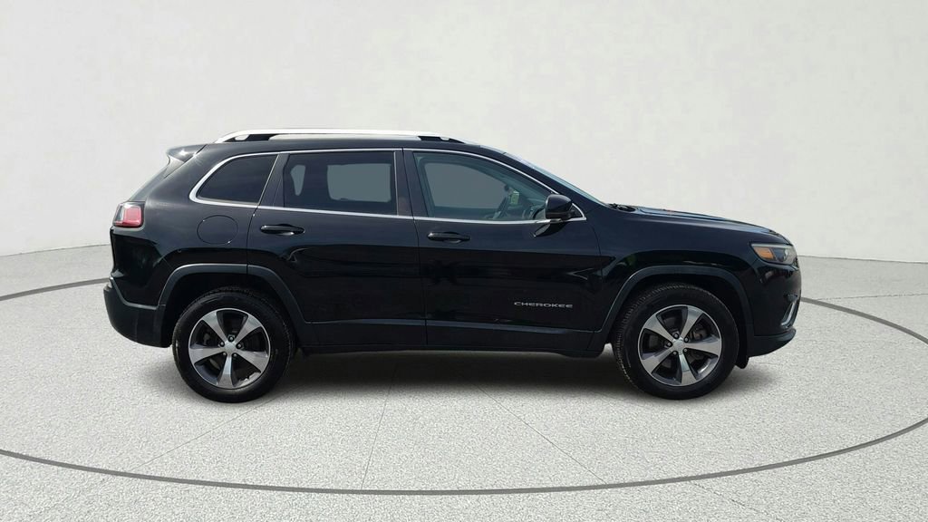 Used 2019 Jeep Cherokee Limited image 7