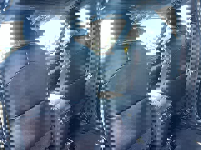 Used 2024 Toyota Highlander XSE FWD image 13