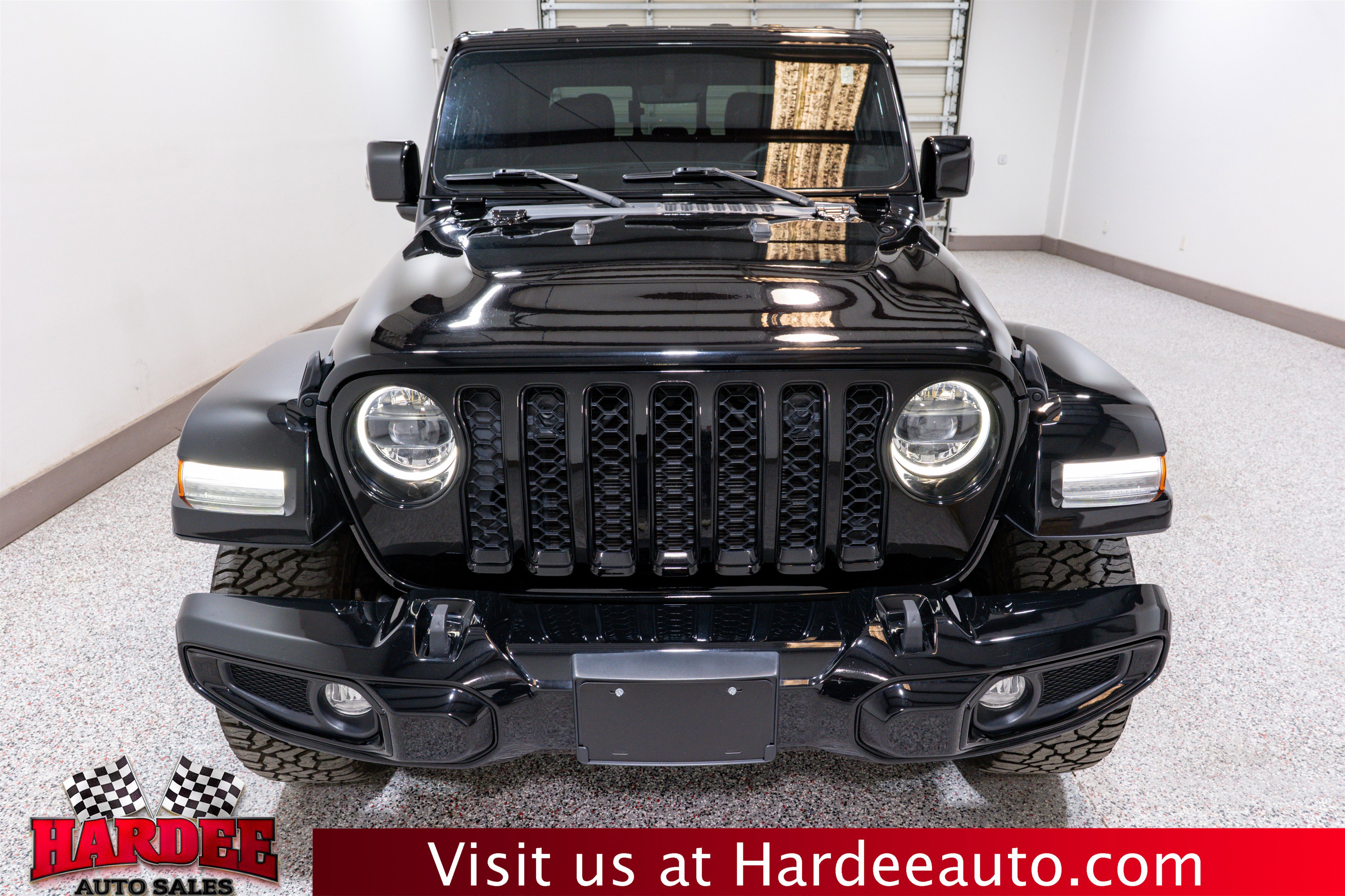 Used 2023 Jeep Gladiator Overland AWD/4WD image 7