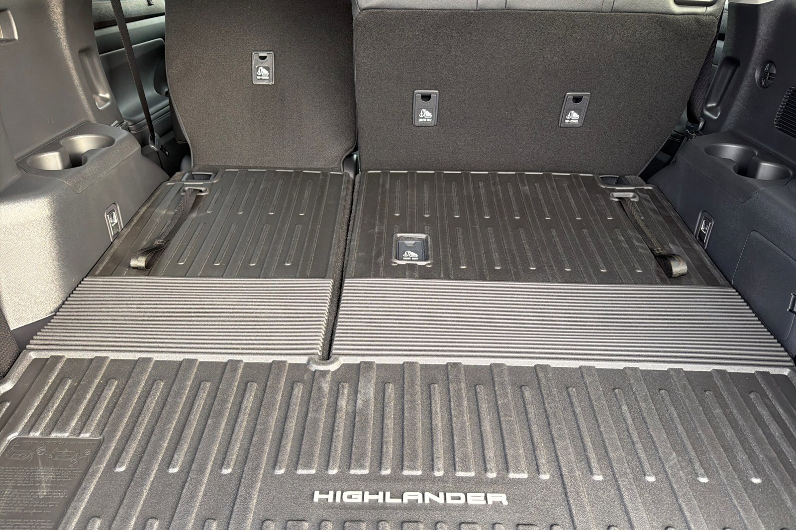 New 2026 Toyota Highlander XLE image 13