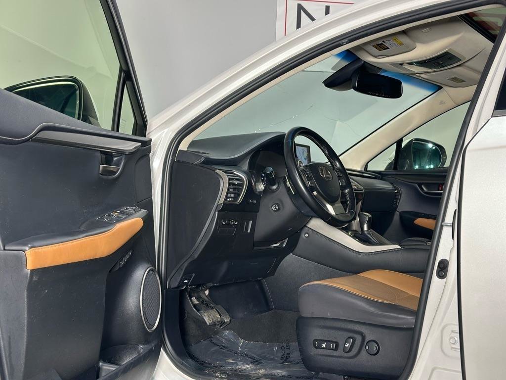 Used 2019 Lexus NX 300 FWD image 10